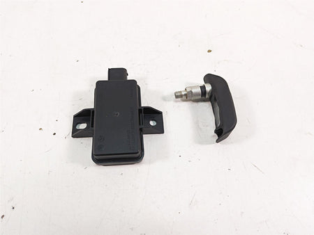2020 KTM 1290 Super Adventure R Tire Pressure Module & Rear Sensor 60312032000 {{ shop.shopifyCountryName }} - Mototech271