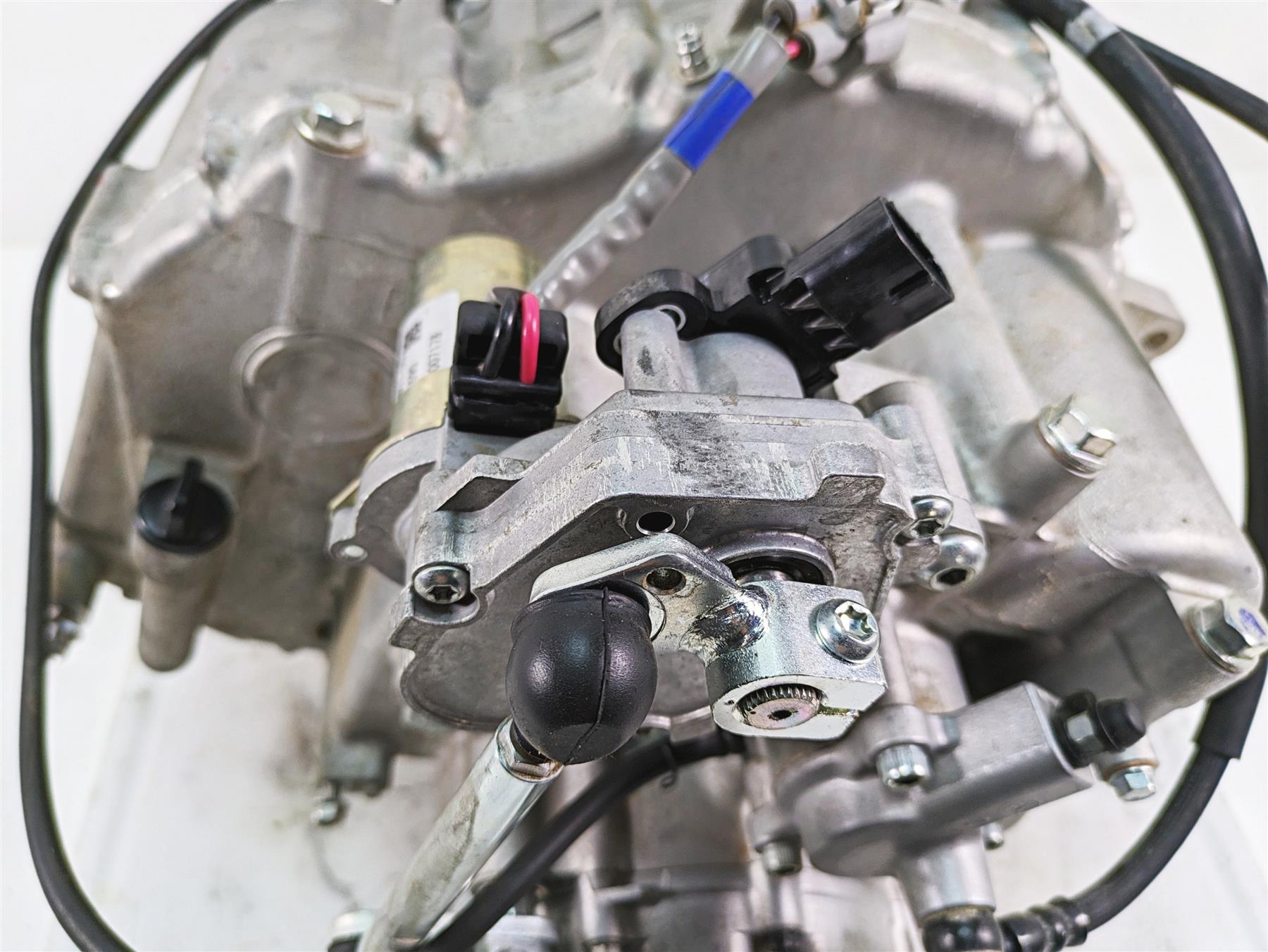 2018 Yamaha YXZ1000R EPS SS E-Shift Transmission 1K -Tested B57-17541-01-00 {{ shop.shopifyCountryName }} - Mototech271