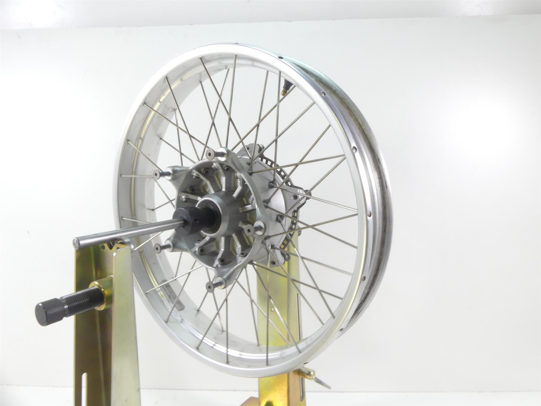 2009 BMW R1200GS K25 Straight Front Behr Spoke Wheel Rim 19x2.5 36317701491 {{ shop.shopifyCountryName }} - Mototech271