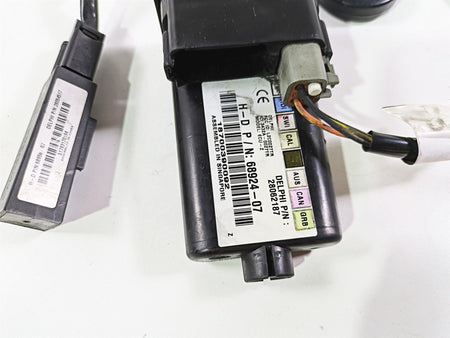 2010 Harley Touring FLHTK Electra Glide Tssm Security Module & Fob Key 68924-07 {{ shop.shopifyCountryName }} - Mototech271