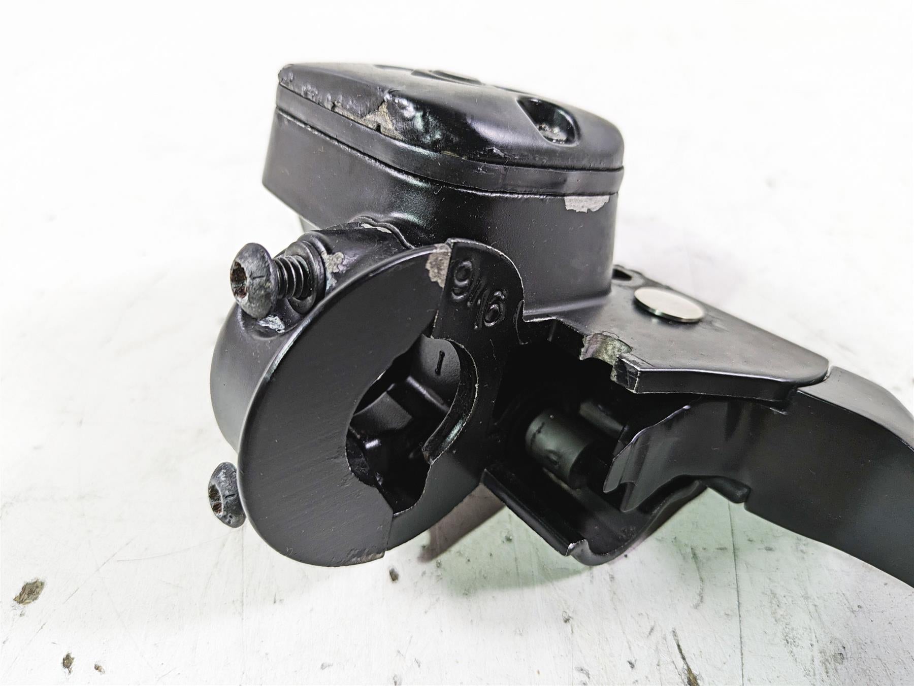 2013 Harley FXDWG Dyna Wide Glide Front Brake Master Cylinder 9/16" 45029-11D {{ shop.shopifyCountryName }} - Mototech271
