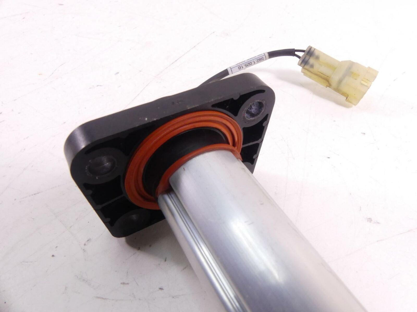 2019 Ducati Supersport 939 S Fuel Gas Petrol Level Gauge Sending Unit 59210251B {{ shop.shopifyCountryName }} - Mototech271