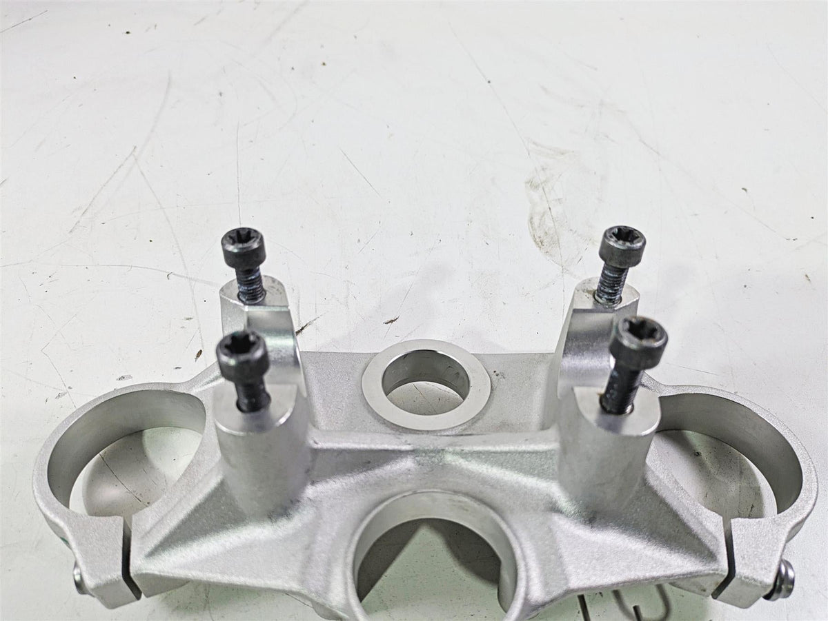 2016 BMW R1200RS K54 Upper Triple Tree Steering Clamp 31428525324 {{ shop.shopifyCountryName }} - Mototech271