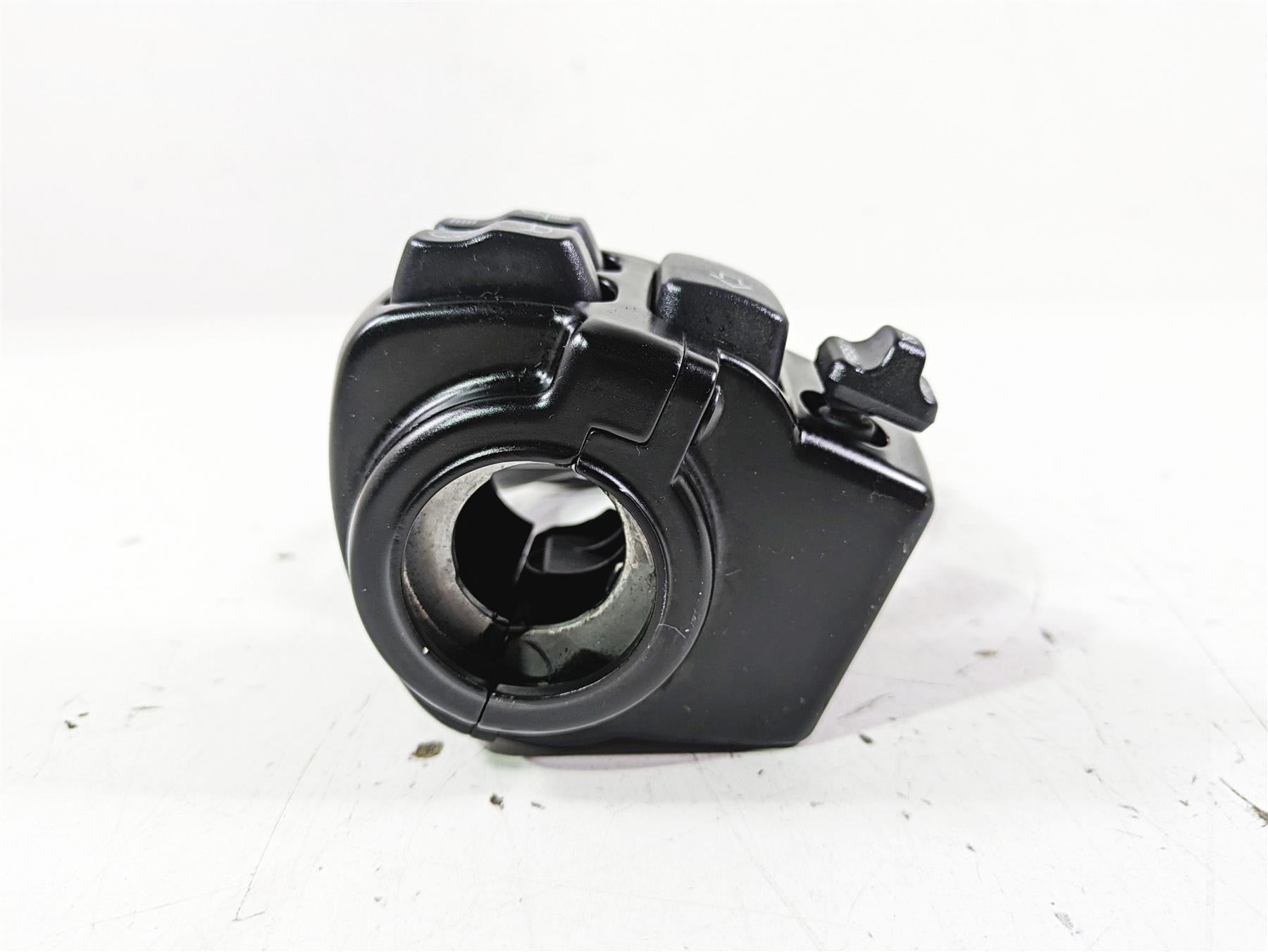 2019 Harley FLHCS Softail Heritage Left Hand Cruise Control Switch 71500470 {{ shop.shopifyCountryName }} - Mototech271