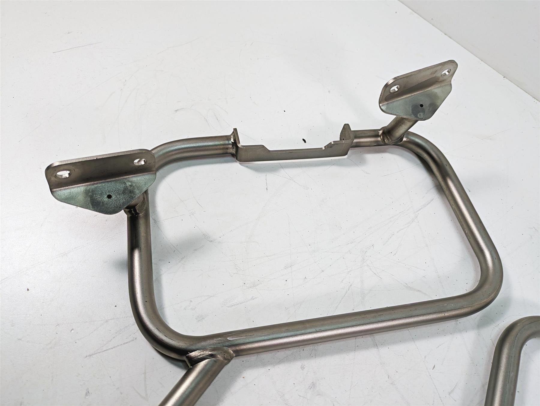 2020 Moto Guzzi V85 TT Adventure Aluminum Saddlebag Mount Pannier Set 2S001342 {{ shop.shopifyCountryName }} - Mototech271