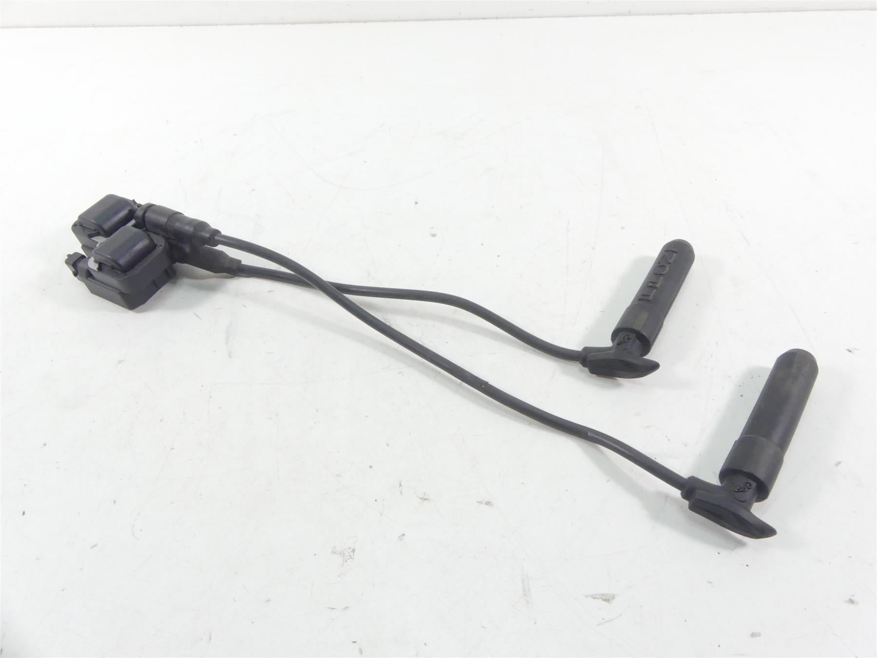 2016 Indian Chief Dark Horse Ignition Coil Wire Plug Set -Read 2876049