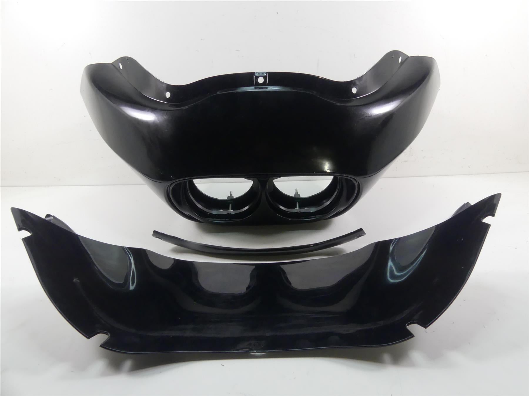 2011 Harley Touring FLTRU Road Glide Front Nose Fairing + Windshield 58733-98B {{ shop.shopifyCountryName }} - Mototech271
