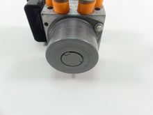 Load image into Gallery viewer, 2018 Harley FXBRS Softail Breakout Abs Brake Unit Module Pump 41100044B | Mototech271
