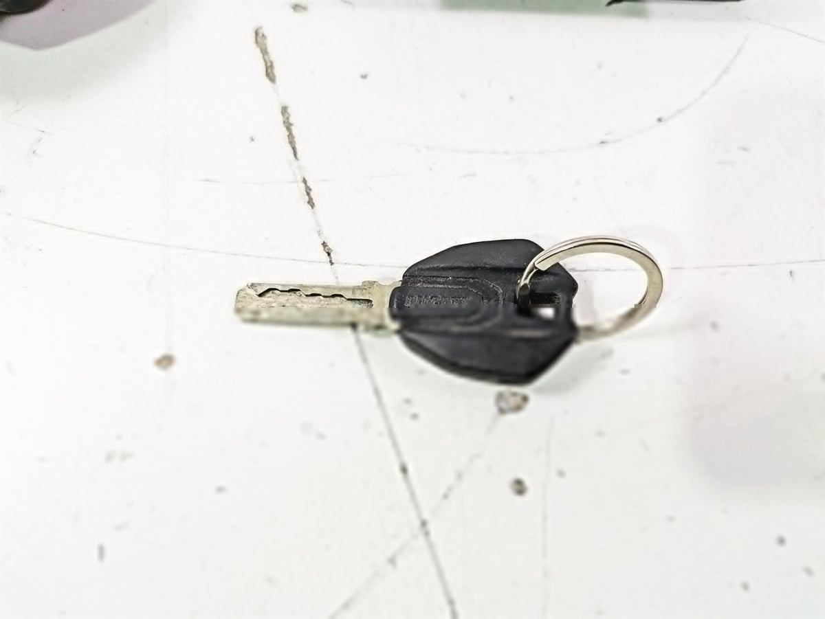 2015 Ducati Panigale 1299 S Cdi Ecu Ecm & Ignition Switch Key Lock Set 28642521B {{ shop.shopifyCountryName }} - Mototech271