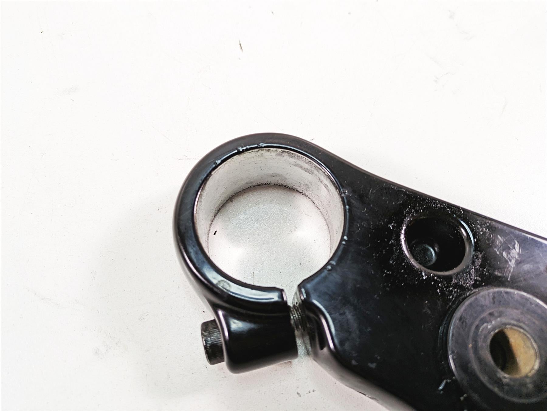 2009 Harley FXDF Dyna Fat Bob Upper Triple Tree Steering Clamp 49mm 47661-08 {{ shop.shopifyCountryName }} - Mototech271