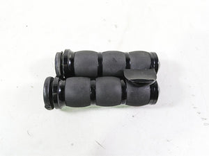 2017 Harley Touring FLTRXS Road Glide Avon Air Cushion Hand Grips AIR-90-AN-B-FL | Mototech271