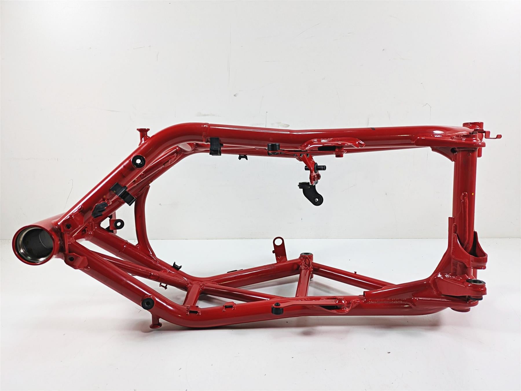 2020 Ducati Hypermotard 950 SP Main Frame Chassis With Texas Salvage Title - Read 47018192BA 47018182BA {{ shop.shopifyCountryName }} - Mototech271