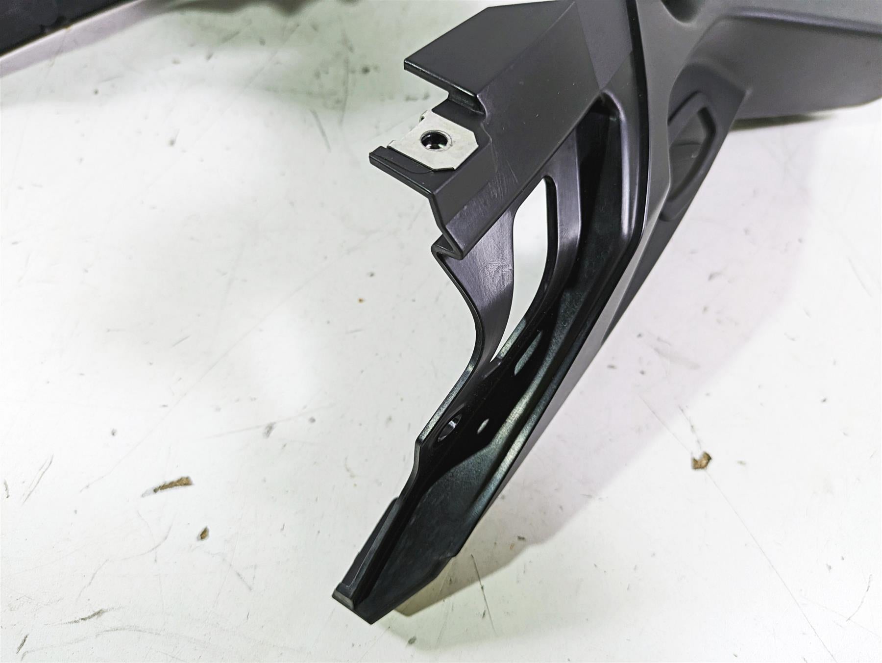2014 BMW R1200 RT RTW K52 Left Right Rear Tail Cover Fairing 46638529393 {{ shop.shopifyCountryName }} - Mototech271