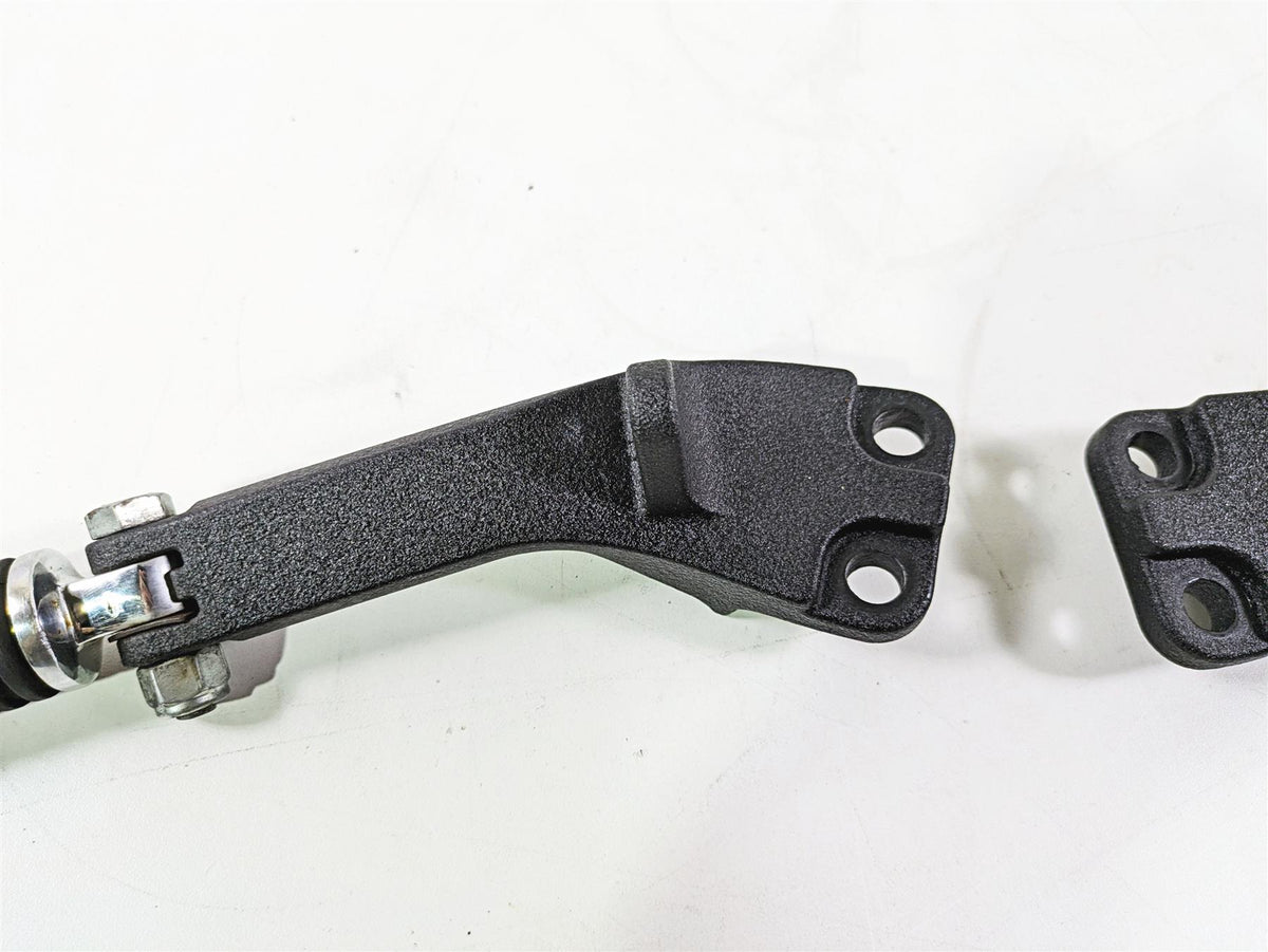 2017 Harley Dyna FXDB Street Bob Rear Passenger Footpeg & Mount Set 33032-99 {{ shop.shopifyCountryName }} - Mototech271