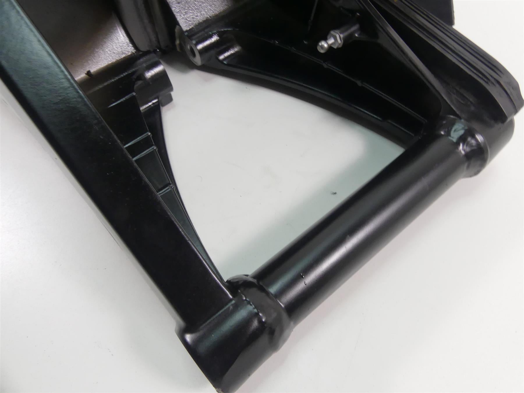 2016 BMW S1000XR K49 Rear Swingarm Swing Arm + Axle 33358560101 33358551665 {{ shop.shopifyCountryName }} - Mototech271