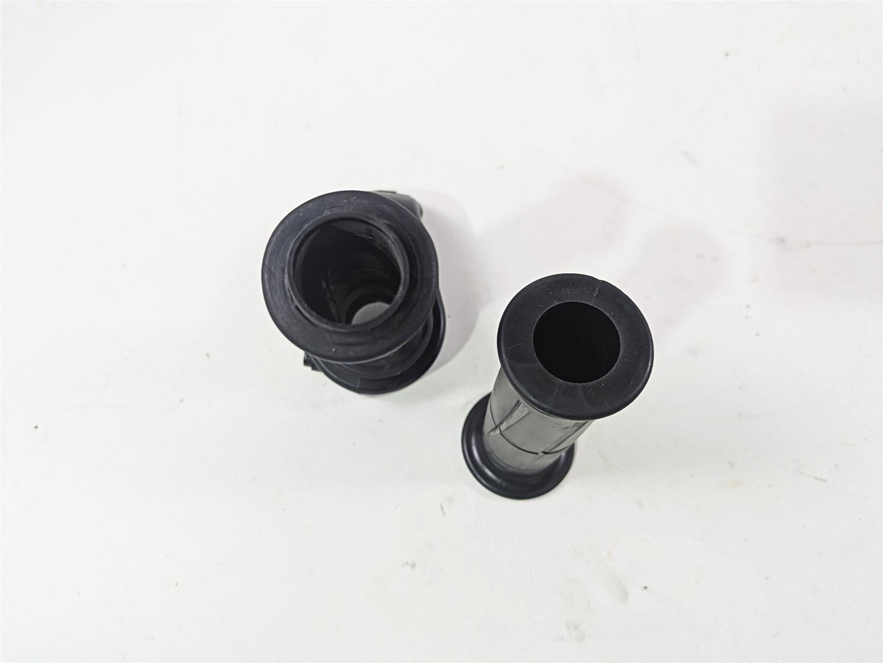 2024 Kawasaki ZX6R ZX636 Ninja Throttle Grip Handle Set 46019-0020 {{ shop.shopifyCountryName }} - Mototech271