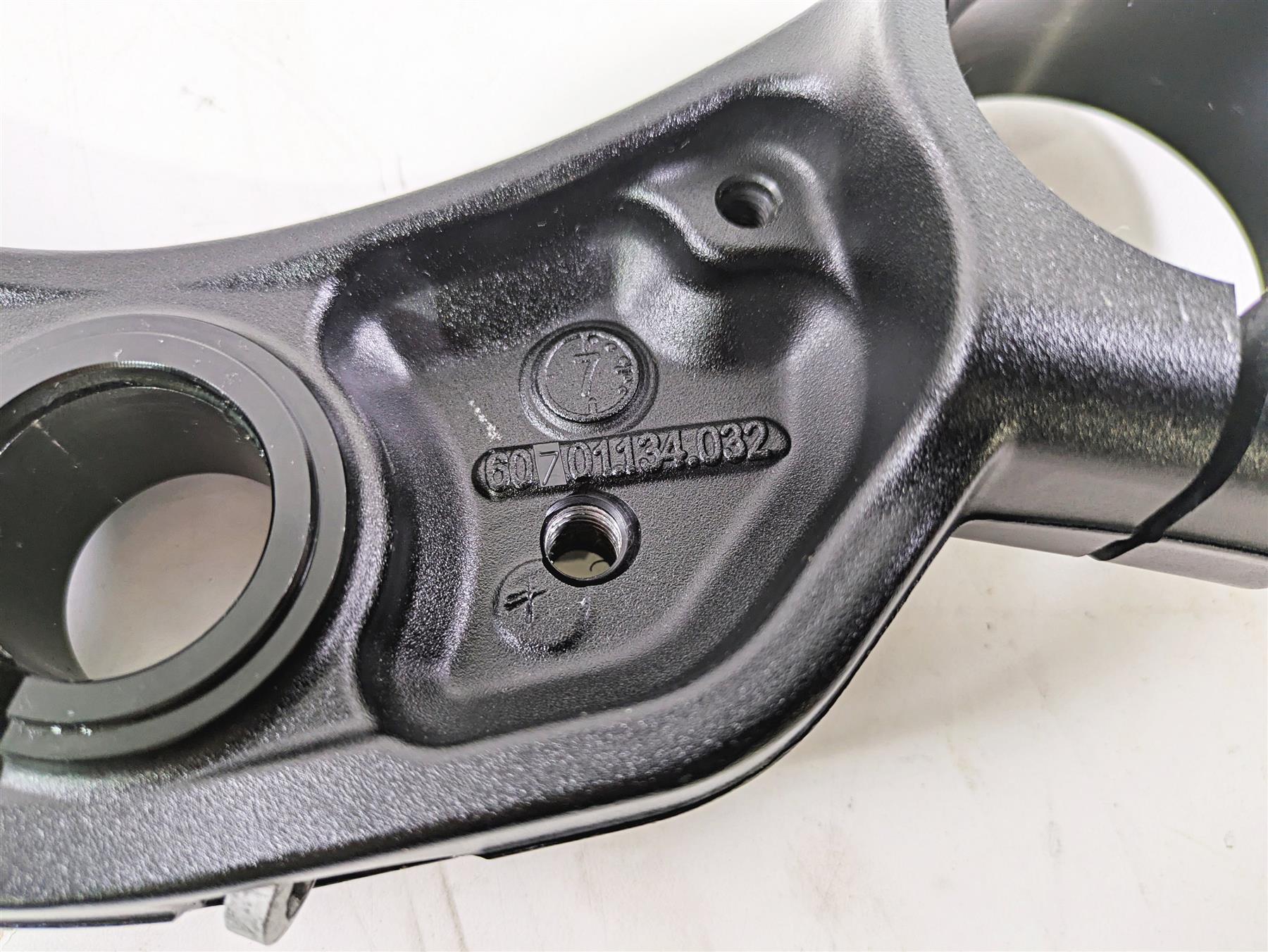 2018 KTM 1290 Super Adv S Upper Triple Tree Steering Clamp 54mm 6070113403233S {{ shop.shopifyCountryName }} - Mototech271