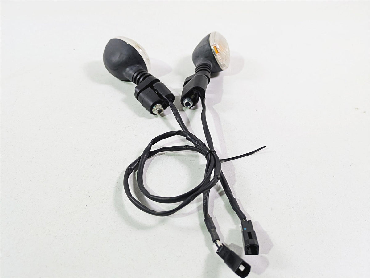 2018 Ducati Scrambler Desert Sled 800 Front Blinker Turn Signal Set 53040155B {{ shop.shopifyCountryName }} - Mototech271
