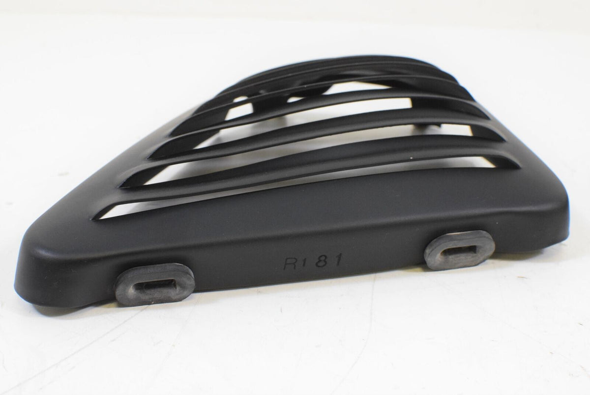 2006 Harley VRSCD Night V-Rod Neck Cover Fairing Set 66155-03BEO 66156-03BEO {{ shop.shopifyCountryName }} - Mototech271
