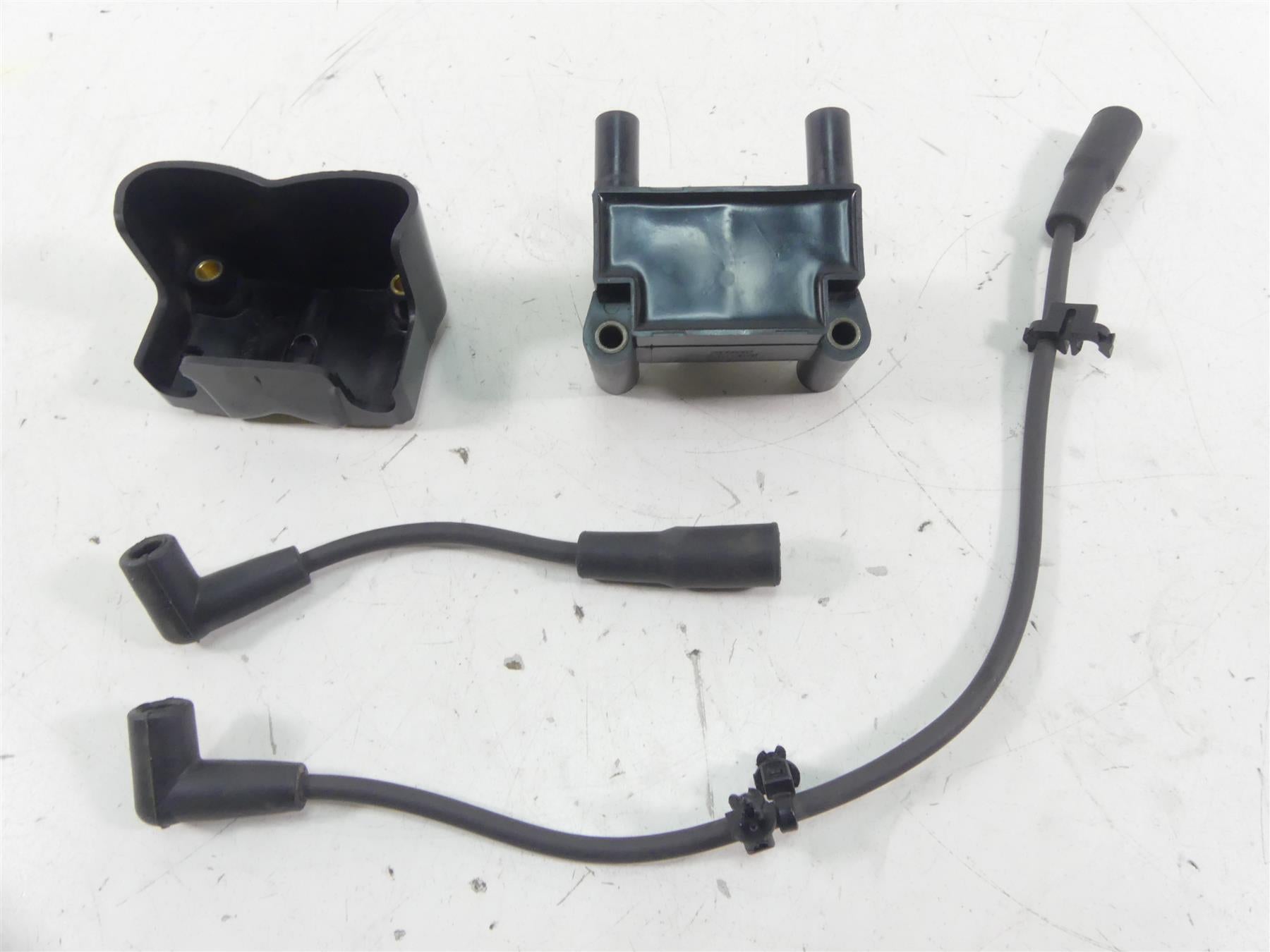 2014 Harley FXDL Dyna Low Rider Delphi Ignition Coil Wires Plugs 31696-07 {{ shop.shopifyCountryName }} - Mototech271