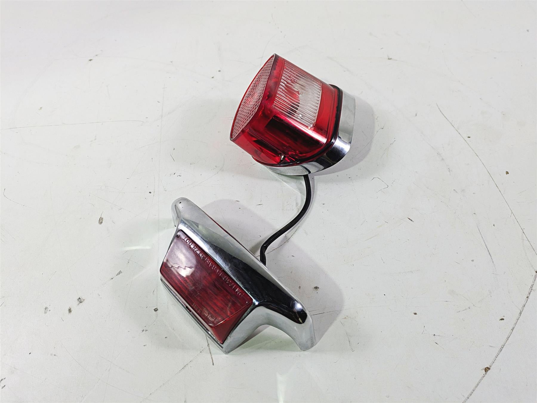 2008 Harley Touring FLHTP Electra Glide Tail & Bumper Light Set - Read 68140-04 {{ shop.shopifyCountryName }} - Mototech271