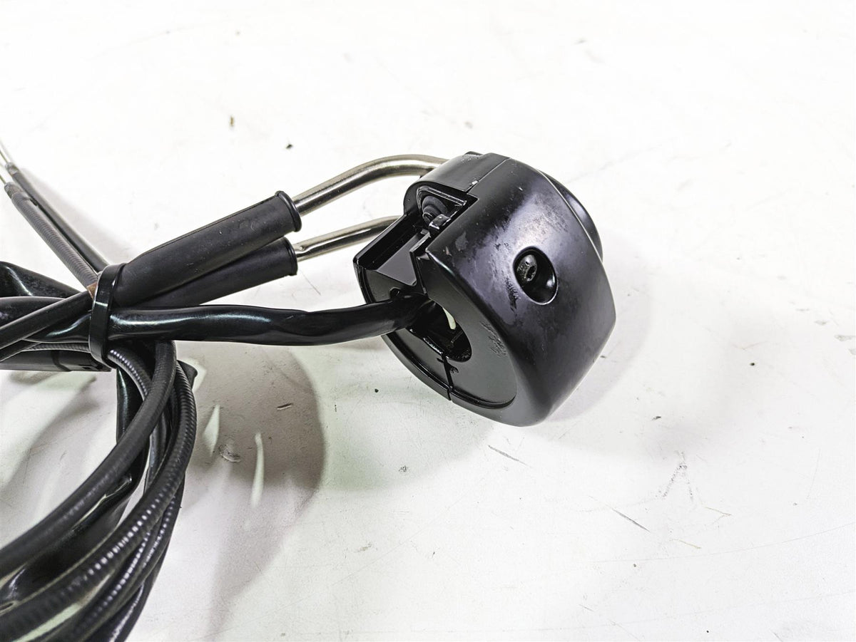 2013 Harley VRSCDX Night Rod Sp Right Hand Start Control Switch 71684-06A {{ shop.shopifyCountryName }} - Mototech271