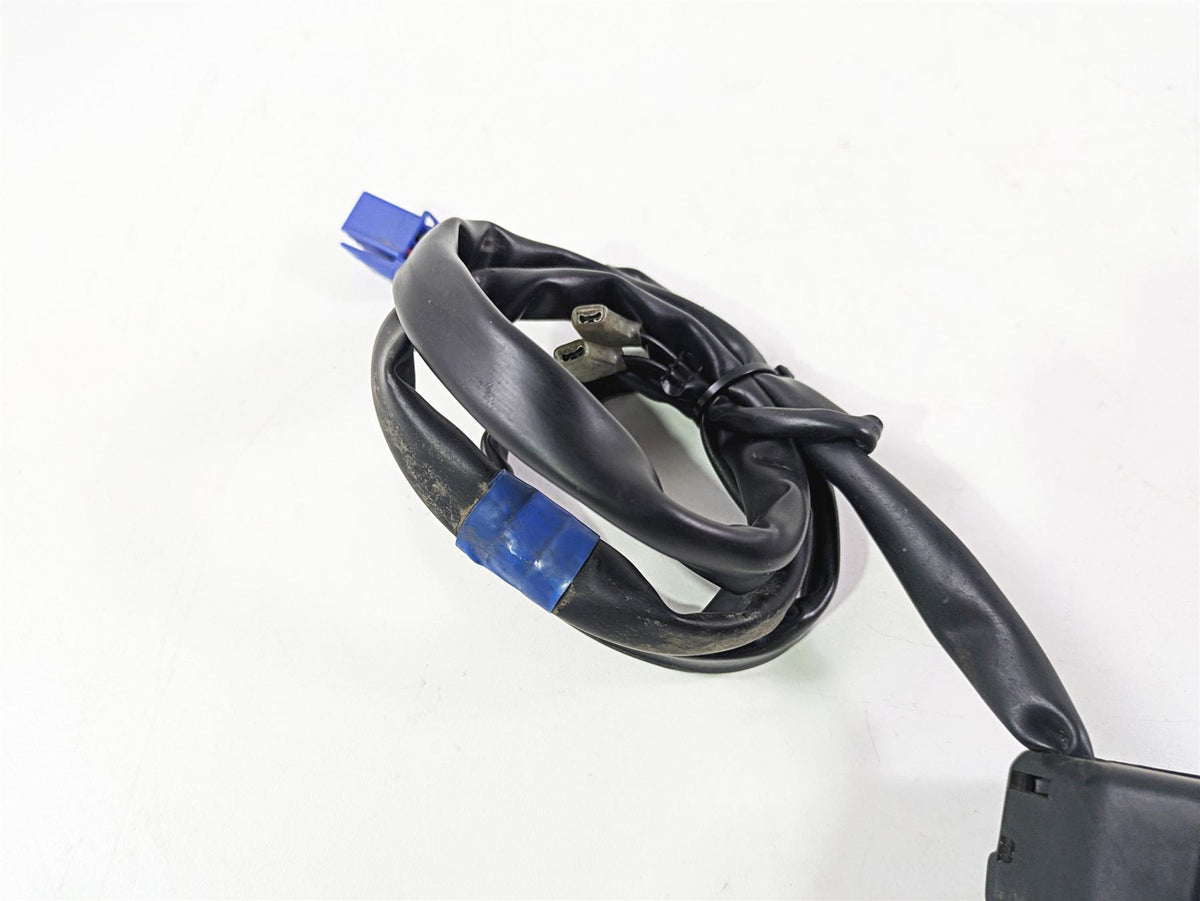 2009 Yamaha FZ1 FZS10 Fazer Right Hand Start Stop Control Switch 2D1-83975-00-00 {{ shop.shopifyCountryName }} - Mototech271