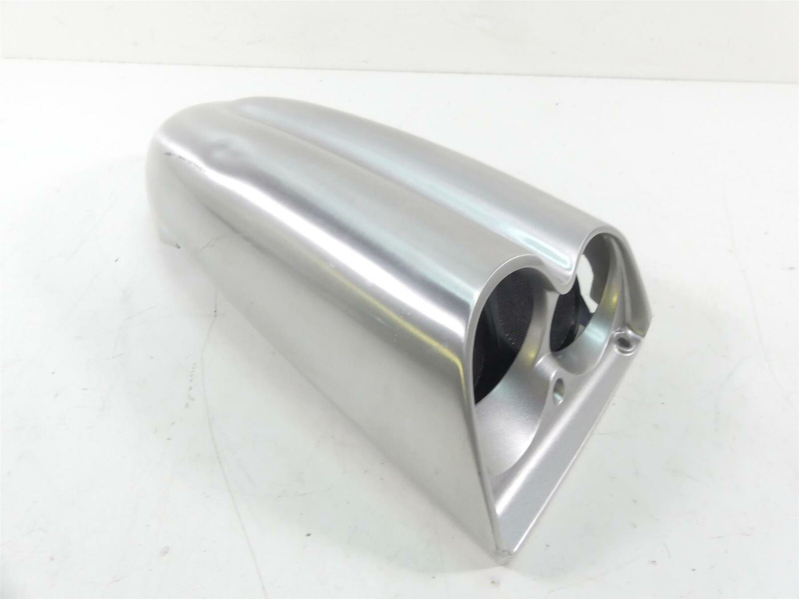 2020 Yamaha VMX17 1700 Left Air Scoop Ram Cover Fairing - Dent 2S3-21711-00-P1 {{ shop.shopifyCountryName }} - Mototech271