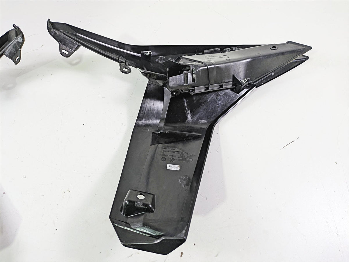 2018 KTM 1290 Super Adv S Front Side Air Intake Fairing Set 60708102000 {{ shop.shopifyCountryName }} - Mototech271