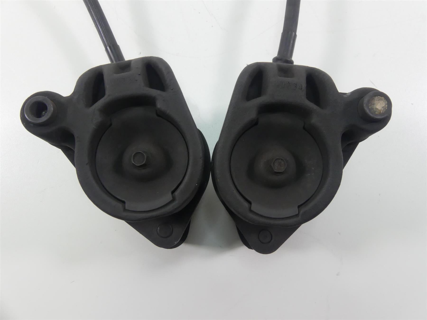 1995 Harley Touring FLHTCU Electra Glide Front Brake Caliper & Line Set 44023-83 {{ shop.shopifyCountryName }} - Mototech271