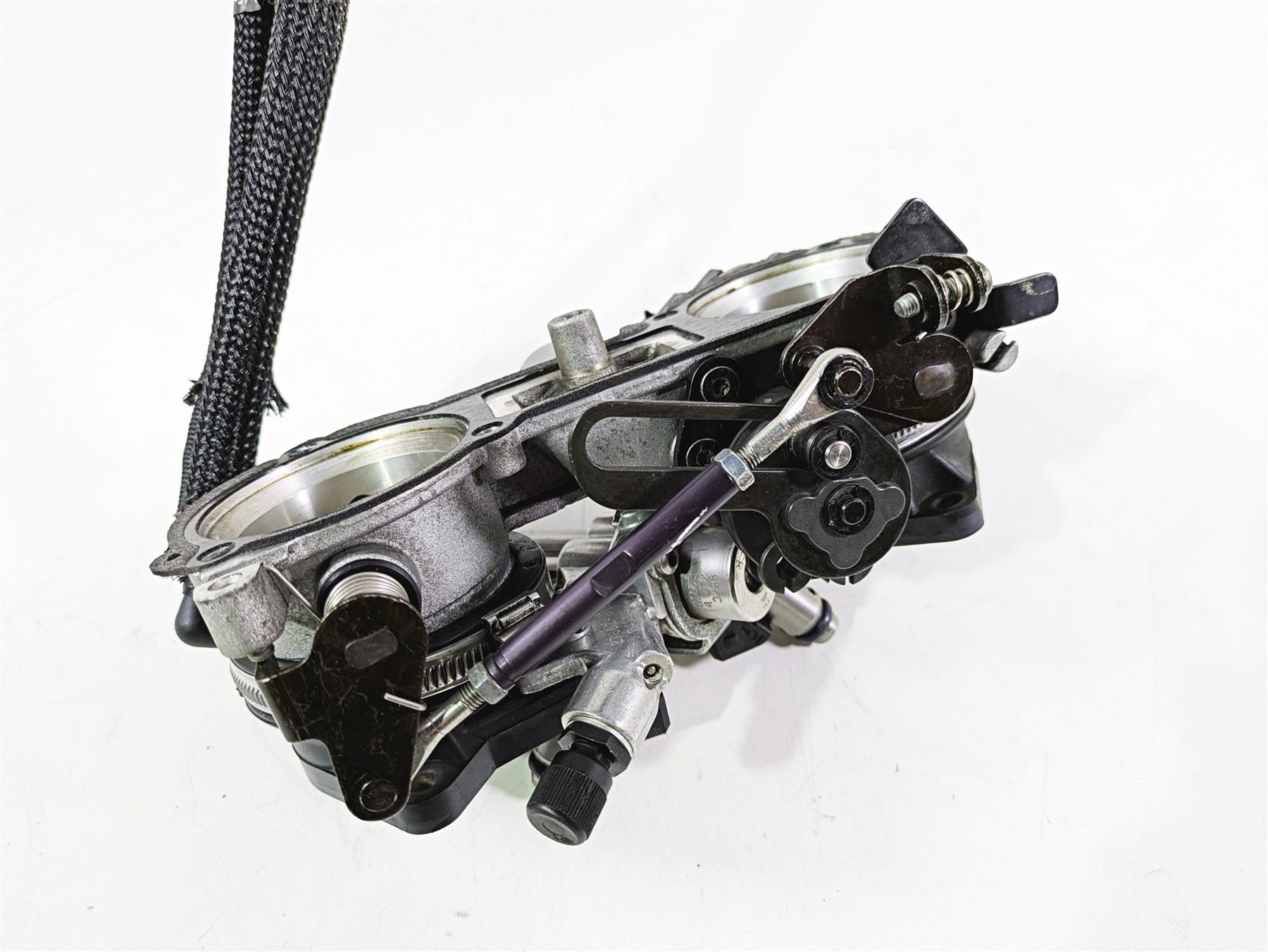 2010 Harley VRSCF Muscle Rod Throttle Body Fuel Injection 27657-01 {{ shop.shopifyCountryName }} - Mototech271