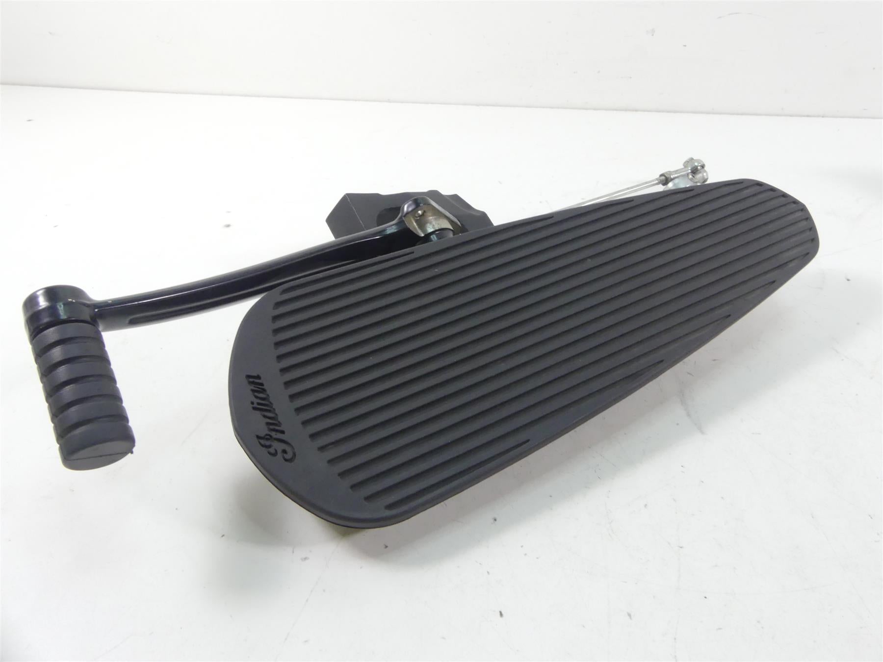 2016 Indian Chief Dark Horse Front Left Floor Board & Shifter 5138351 5138405