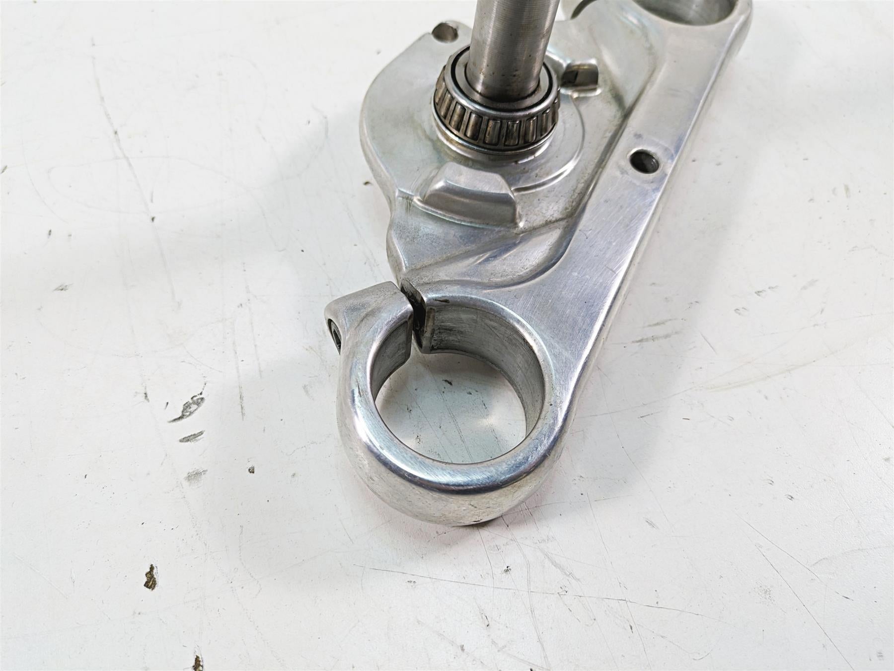 2015 Harley FXDL Dyna Low Rider Lower Triple Tree Steering Clamp 49mm 45539-08 {{ shop.shopifyCountryName }} - Mototech271