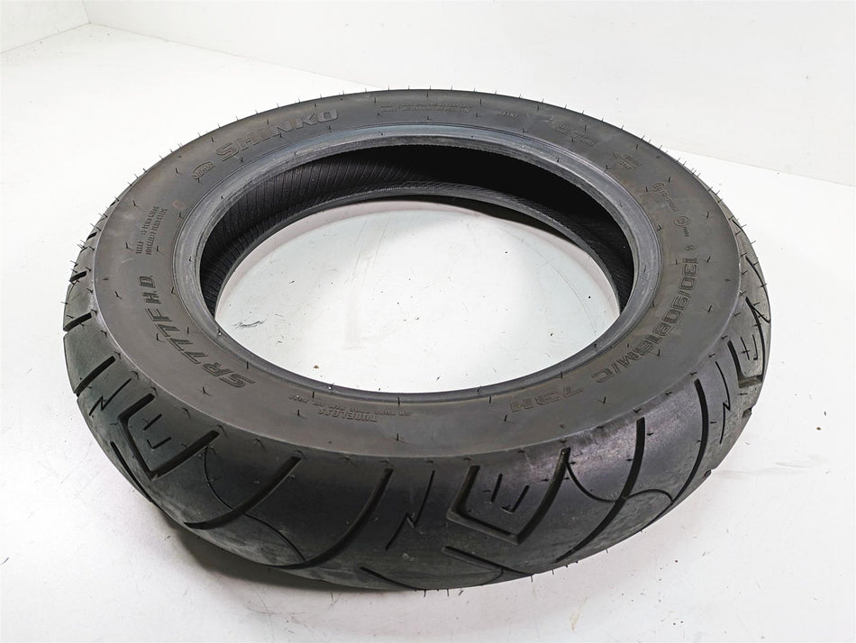 2005 Harley Touring FLHTCUI Electra Glide Used Motorcycle Front Tire Shinko SR777F 130/90/16 87-4585 {{ shop.shopifyCountryName }} - Mototech271