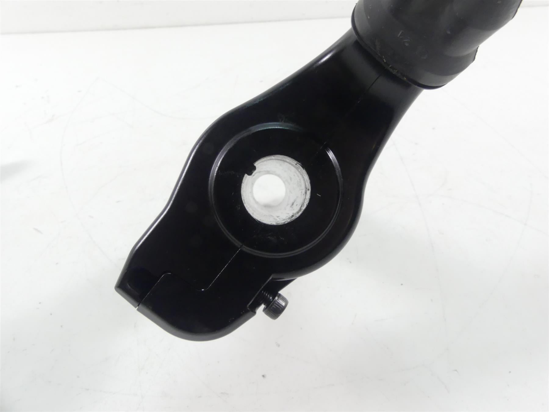 2017 Yamaha XT1200Z Super Tenere Throttle Grip Handle & Cables Set 2BS-26240-00 {{ shop.shopifyCountryName }} - Mototech271