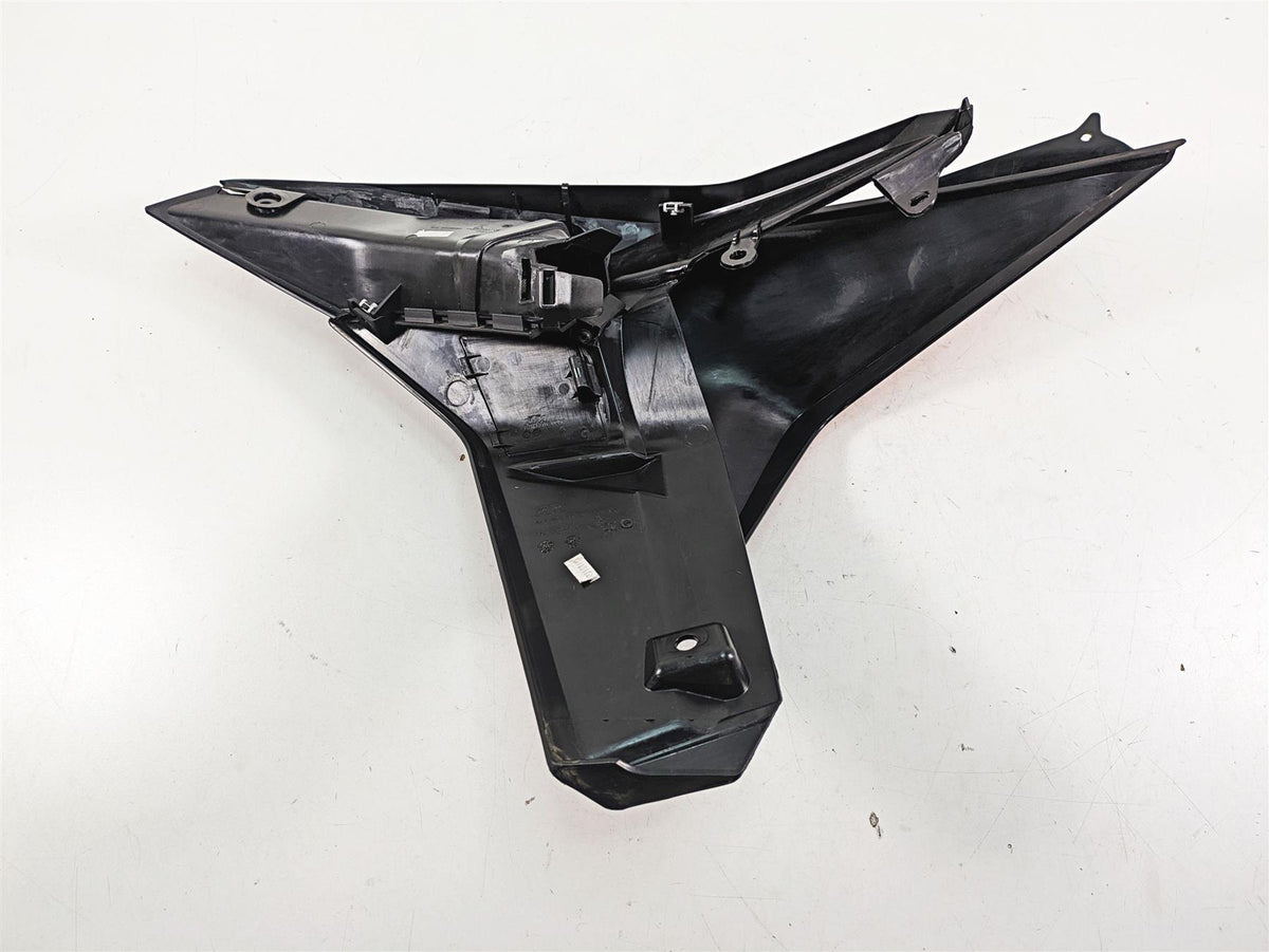 2020 KTM 1290 Super Adventure R Right Tank Fairing Cover Set -Read 6070810300033 {{ shop.shopifyCountryName }} - Mototech271