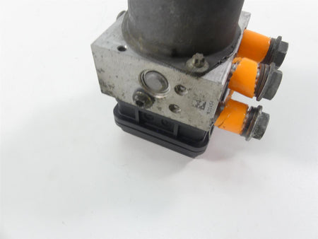 2019 Harley Softail FLSB Sport Glide Abs Brake Pump Unit Module 41100043C {{ shop.shopifyCountryName }} - Mototech271