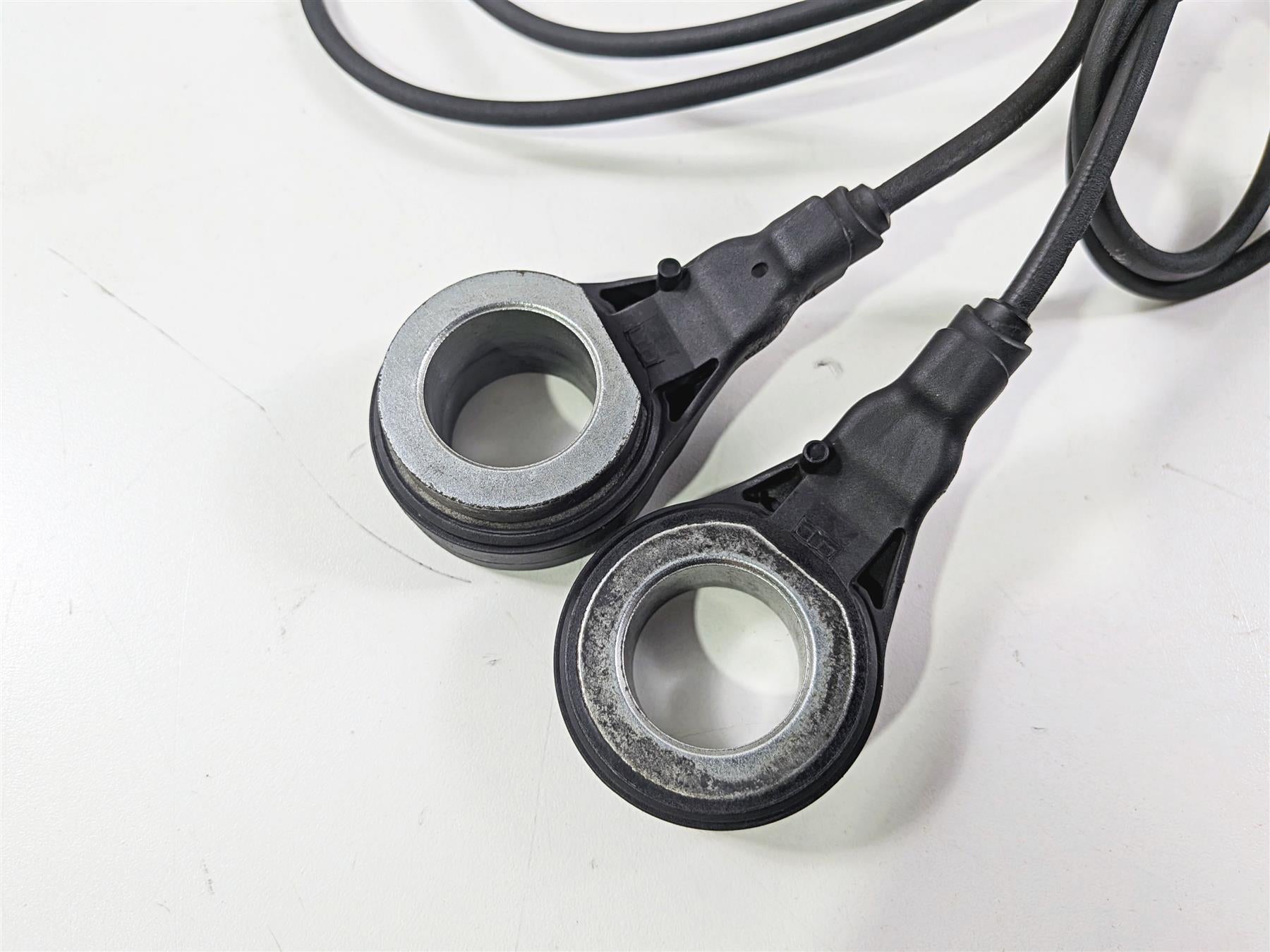 2020 Harley Touring FLTRK Road Glide Front Rear Abs Wheel Speed Sensors 32700015 {{ shop.shopifyCountryName }} - Mototech271