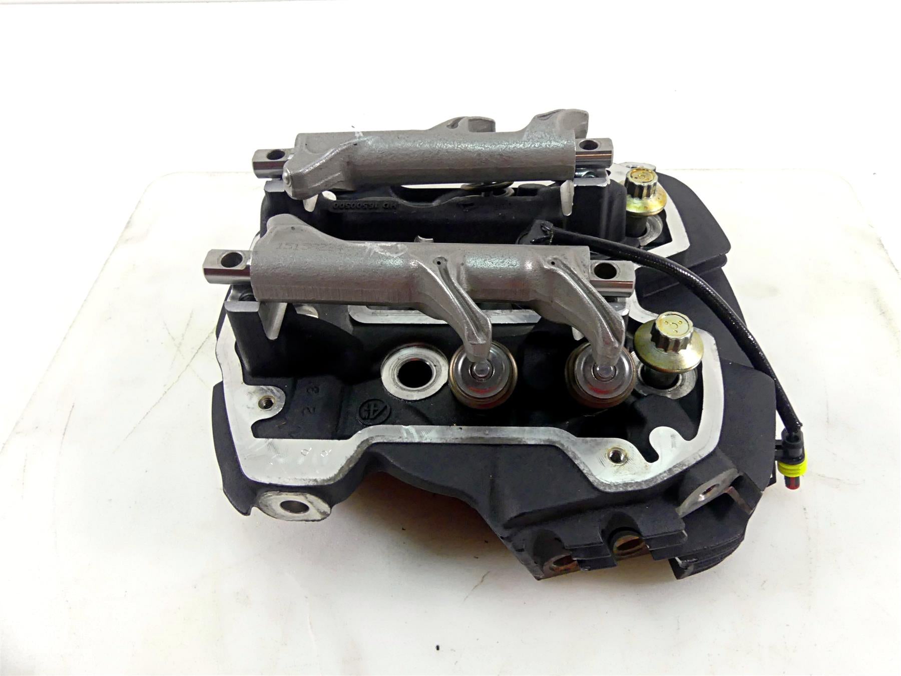 2021 Harley Softail FXBBS Street Bob Front Cylinder Head M8 114ci 16500393  16500500 | Mototech271
