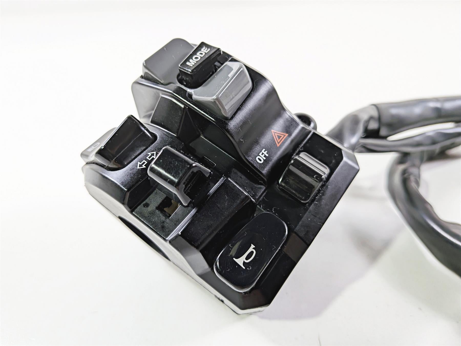 2022 Yamaha YZF R1 R1M RN65 Left Hand Mode Light Control Switch B3L-83969-01-00-Mototech271