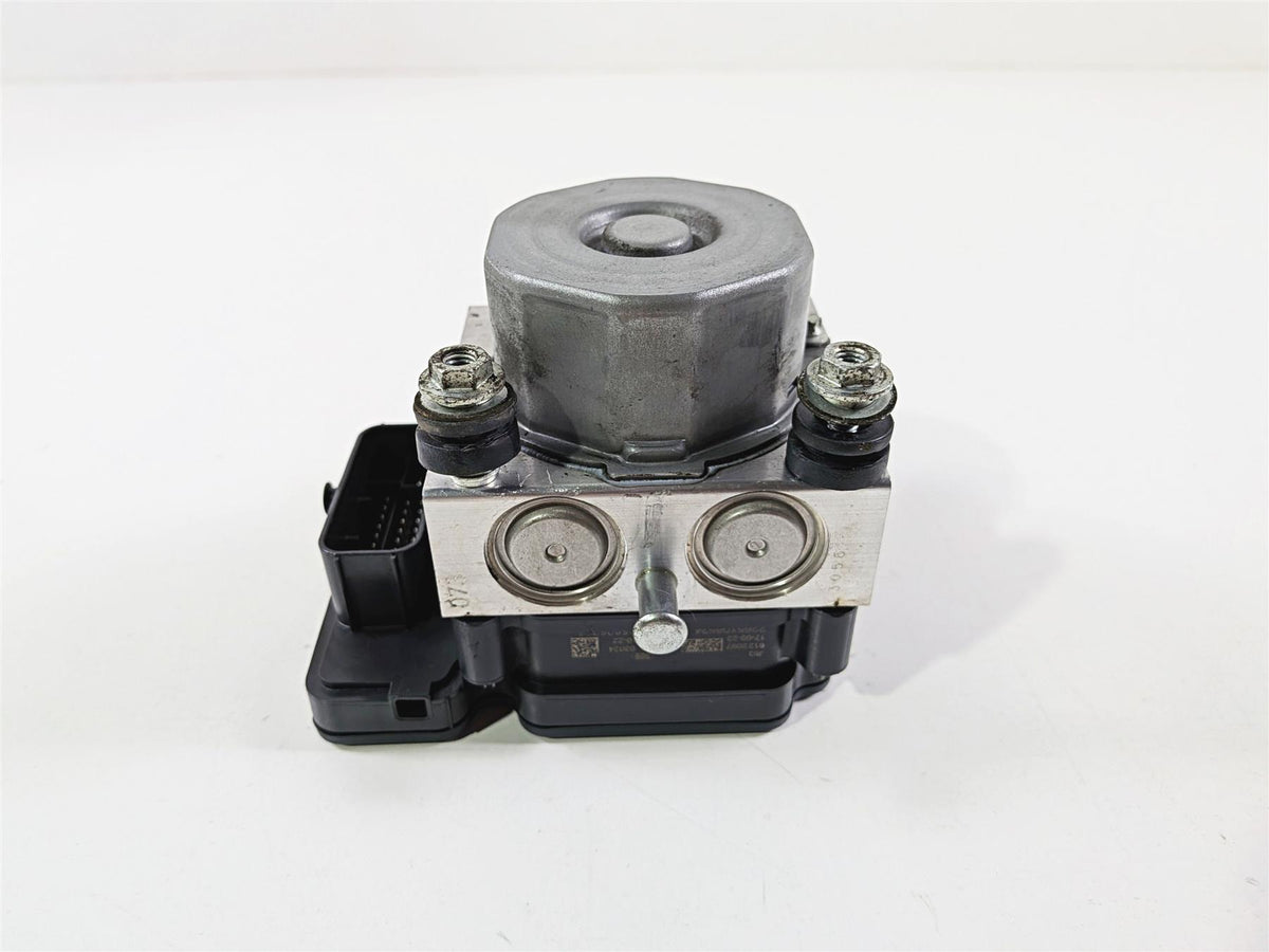 2018 Harley FLHTCU Touring Electra Glide Abs Brake Pump Module 41100046A-Mototech271