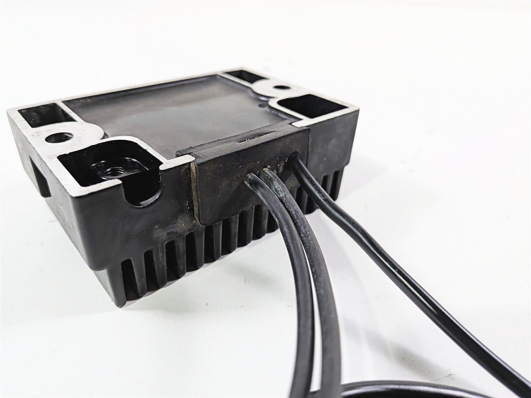 1993 Harley Touring FLHTCU Electra Glide Rectifier Voltage Regulator 74519-88B {{ shop.shopifyCountryName }} - Mototech271