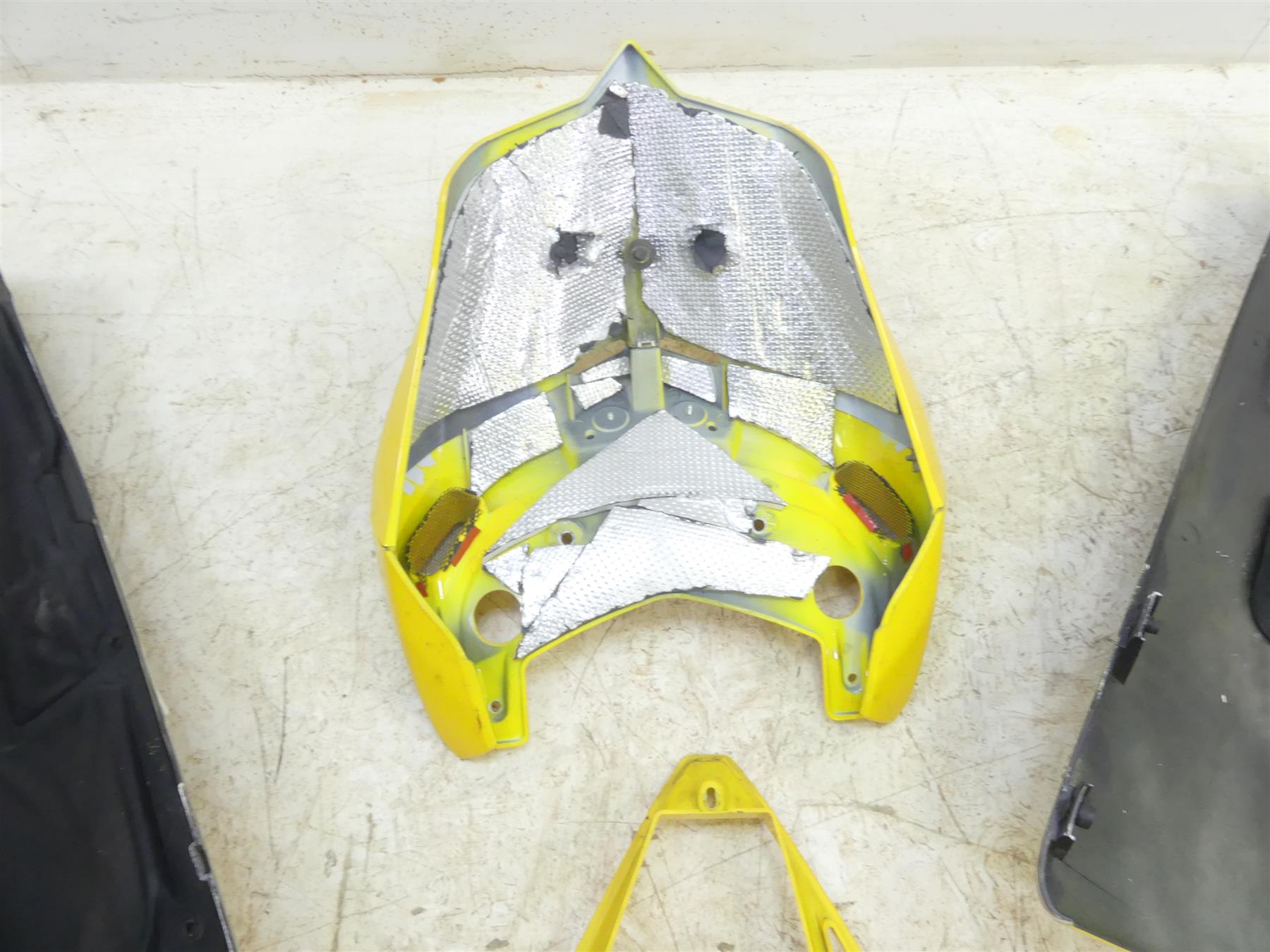 2004 Ducati 999 SBK Aftermarket Yellow Nose Tail Side Fairing Cover Cowl Set Kit {{ shop.shopifyCountryName }} - Mototech271