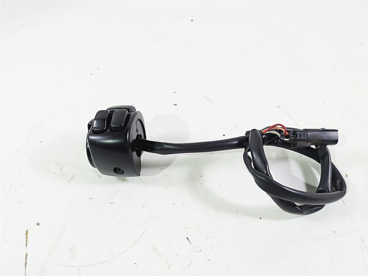 2008 Harley FLSTC 105TH Softail Heritage Right Hand Control Switch Read 71684-06 {{ shop.shopifyCountryName }} - Mototech271