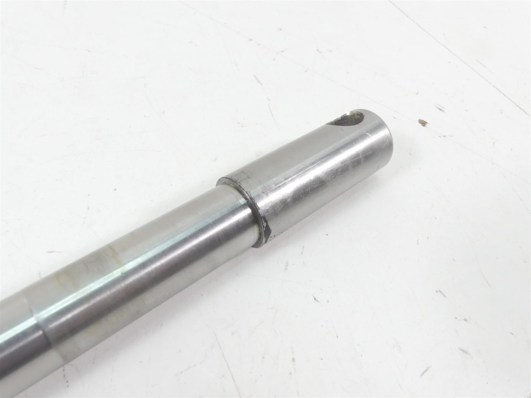 1998 Harley Touring FLHTC Electra Glide Front 3/4 Wheel Spindle Axle 43346-83 {{ shop.shopifyCountryName }} - Mototech271