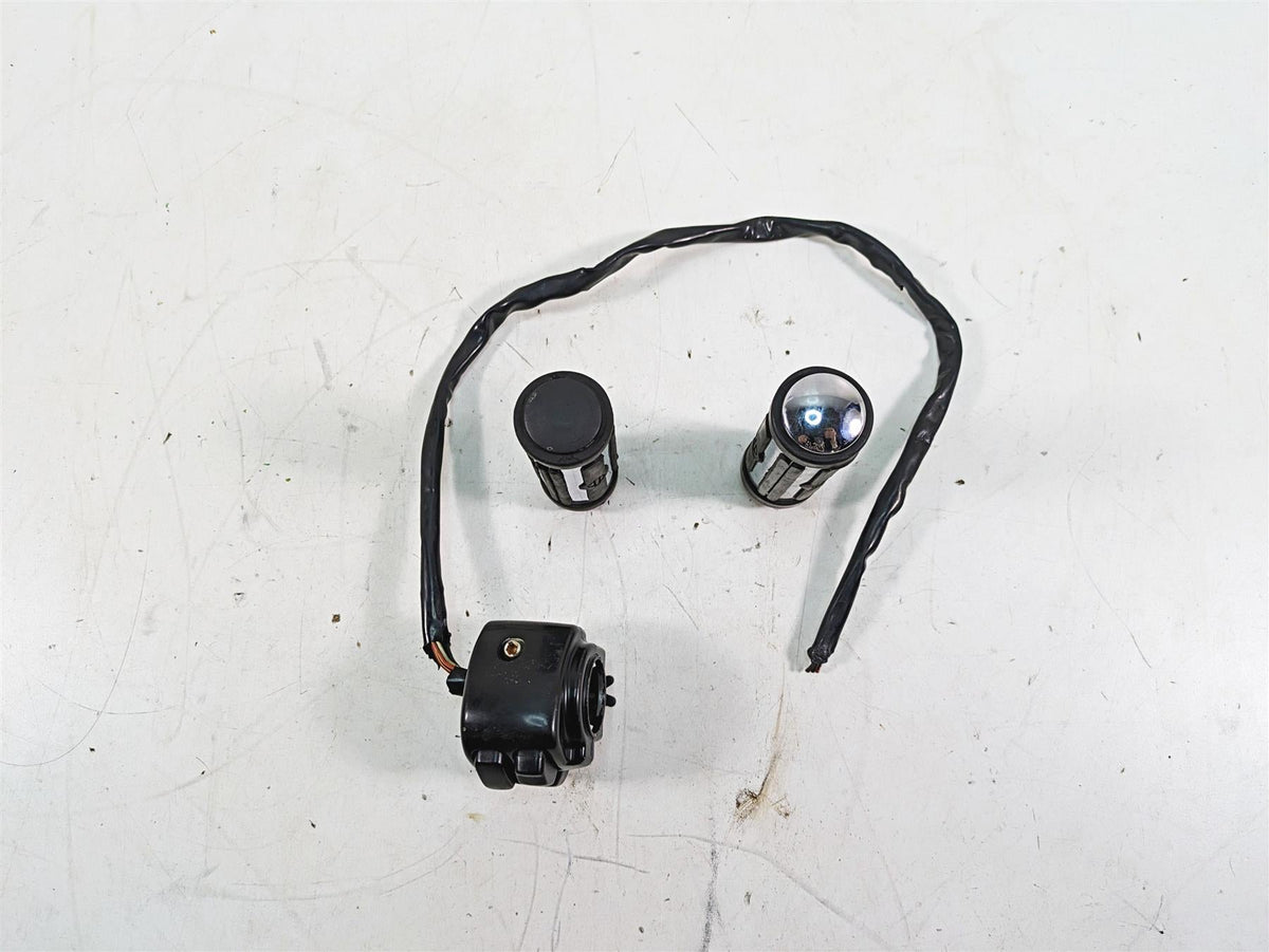 2013 Harley Softail FLSTFB Fat Boy Lo Right Hand Control Switch - Read 72954-11 {{ shop.shopifyCountryName }} - Mototech271