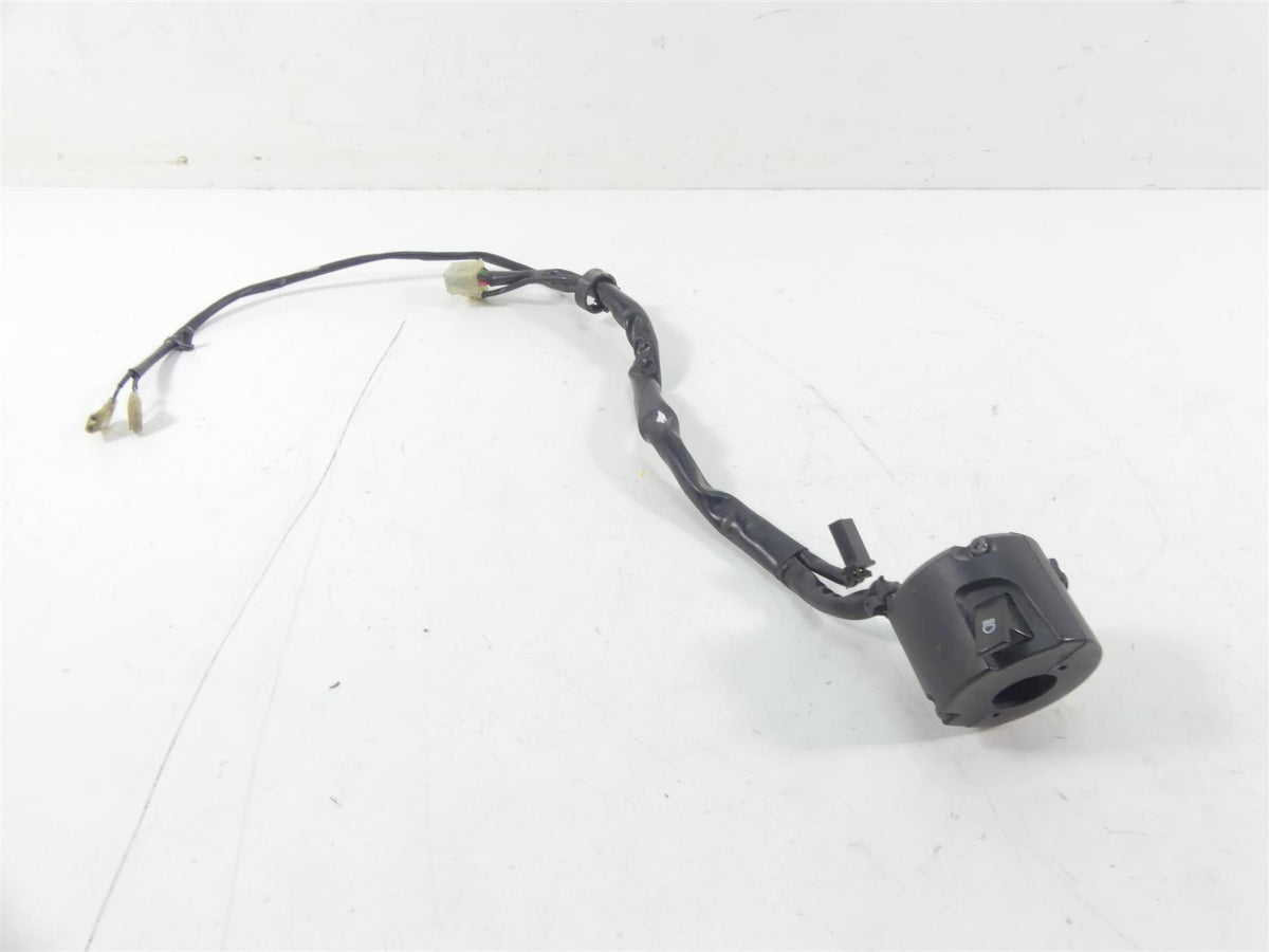 2015 Yamaha MT09 FZ09 Left Hand Blinker Control Switch -Read 1RC-83972-01-00 {{ shop.shopifyCountryName }} - Mototech271