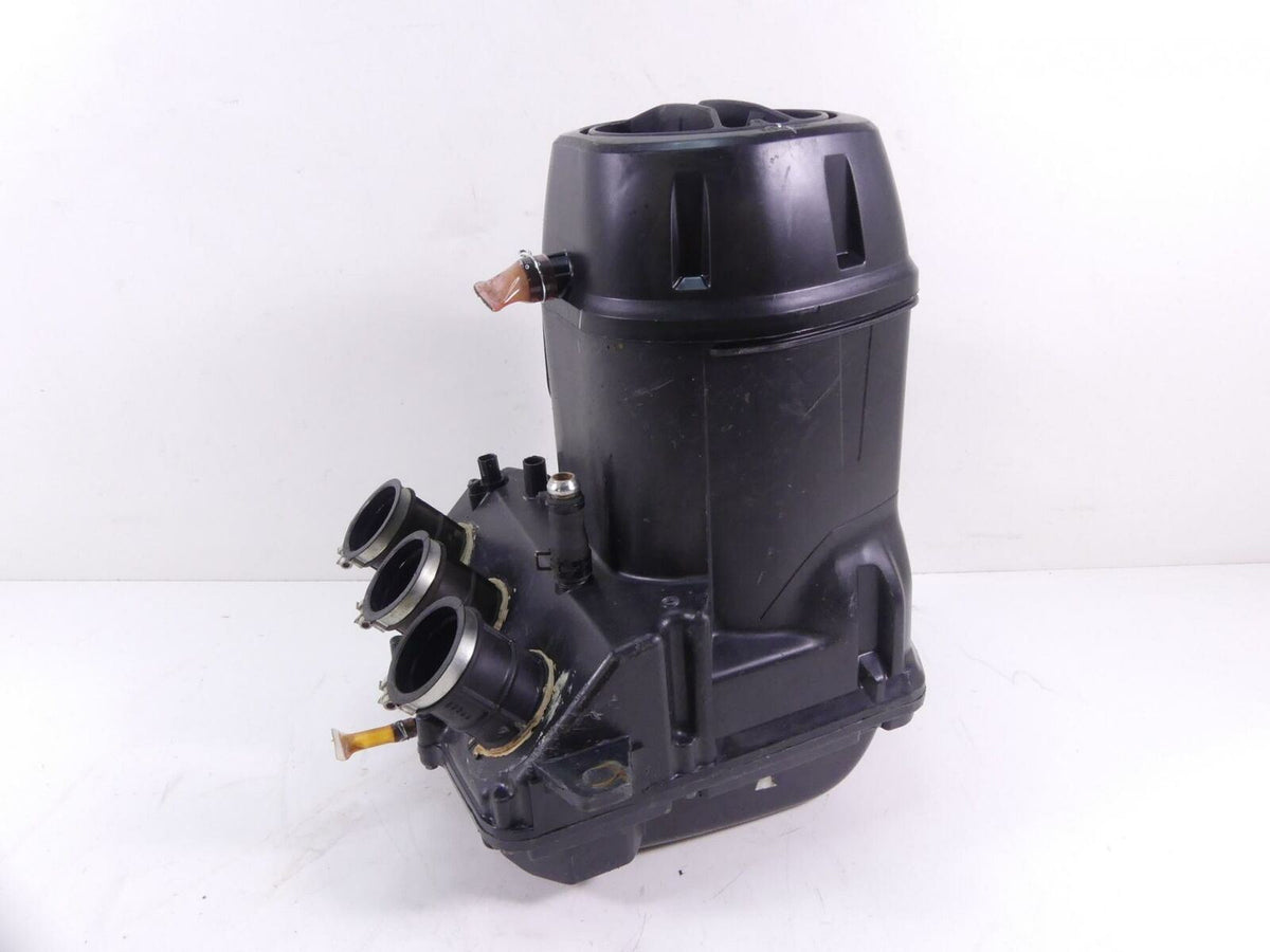 2016 Yamaha YXZ1000 R EPS SE Air Cleaner Breather Filter Housing 2HC-E4411-01-00 {{ shop.shopifyCountryName }} - Mototech271