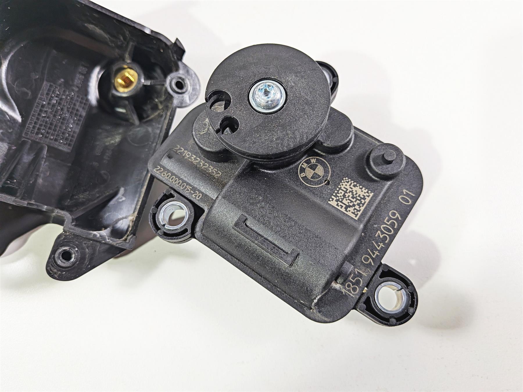 2023 BMW R nineT Scrambler K23 Exhaust Header & Servo 18519443107 18519443059 {{ shop.shopifyCountryName }} - Mototech271