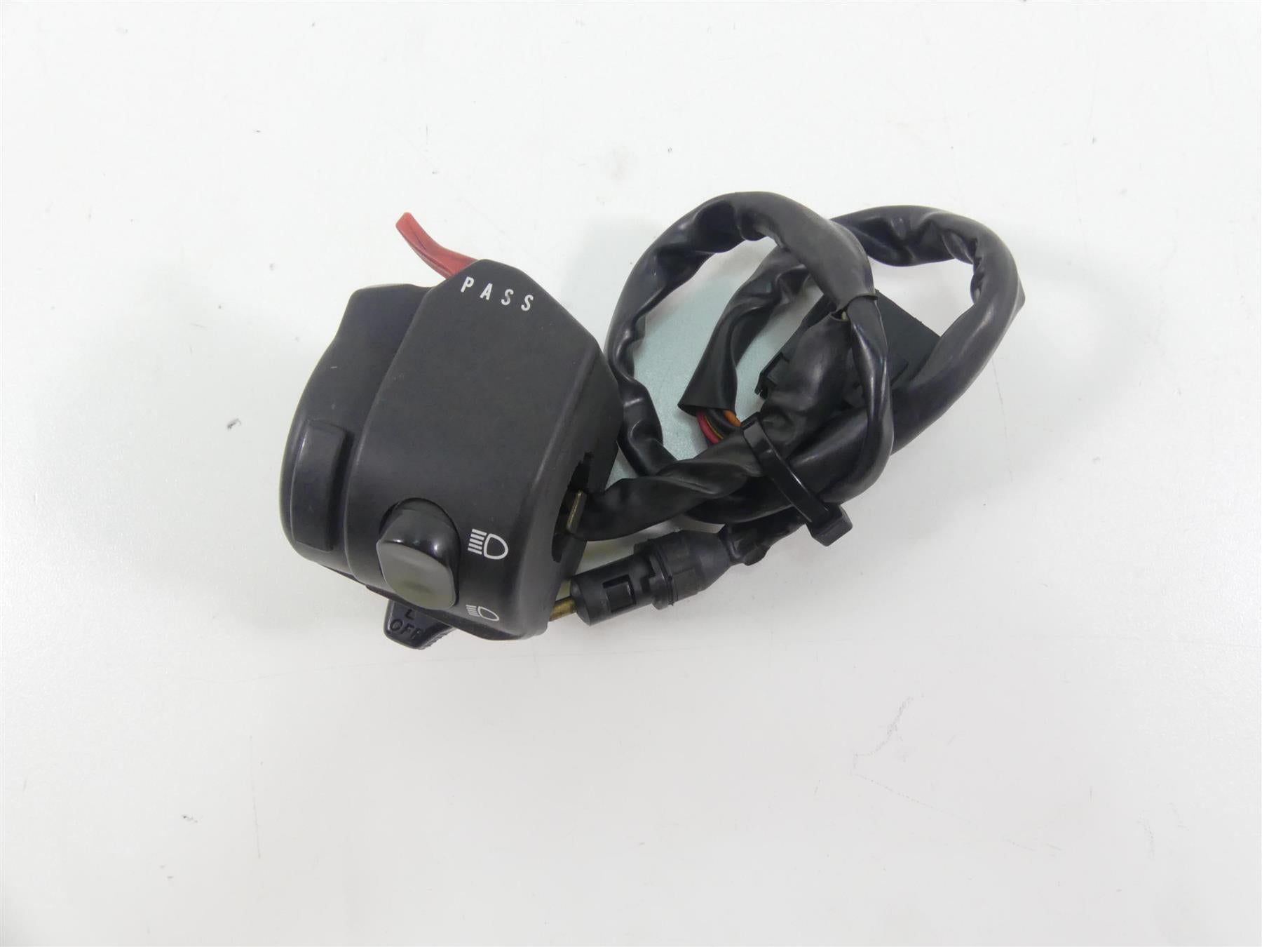 2006 Triumph Daytona 675 Left Hand Light Blinker Control Switch T2040274 {{ shop.shopifyCountryName }} - Mototech271